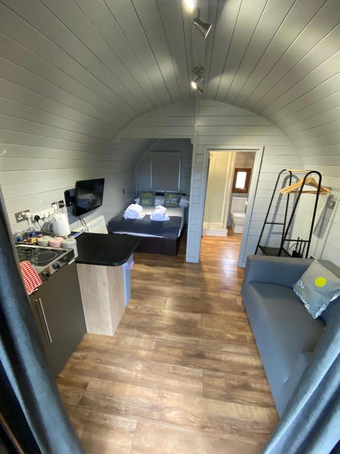 Highland Stays - Ben View Studio Pod & Jacuzzi Bath Fort William Dış mekan fotoğraf
