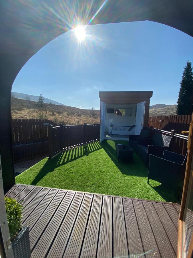 Highland Stays - Ben View Studio Pod & Jacuzzi Bath Fort William Dış mekan fotoğraf